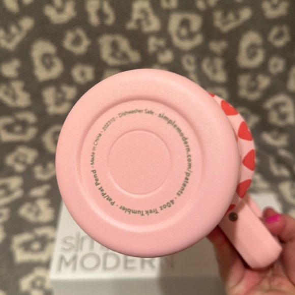 Simple Modern TREK 40oz Tumbler❤️Valentine’s Day Collection❤️in Sweetheart ❤️New - Picture 7 of 17
